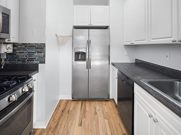 4th image of 61 Lenox Ave #4C