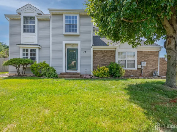 73 Kentucky Way, Freehold, NJ 07728