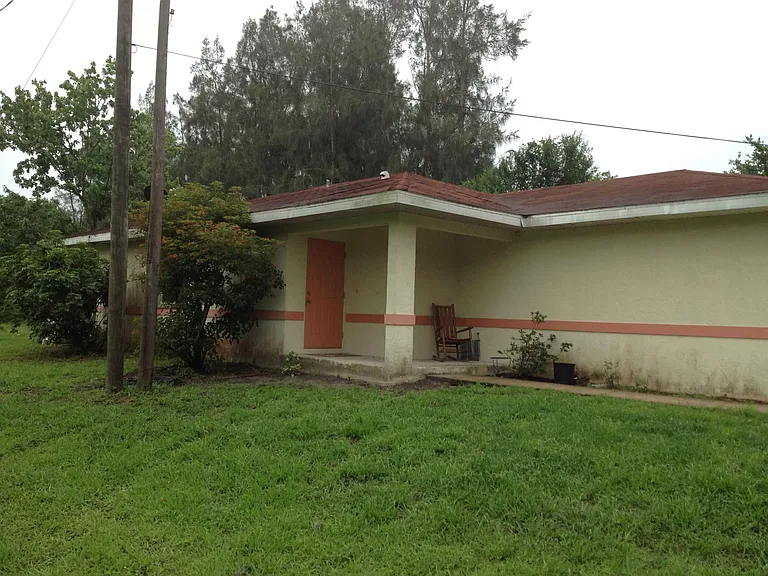 3510 36th Ave E — Photo 2