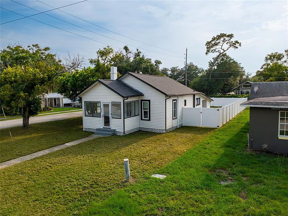 1st image of 624 ILLINOIS AVENUE