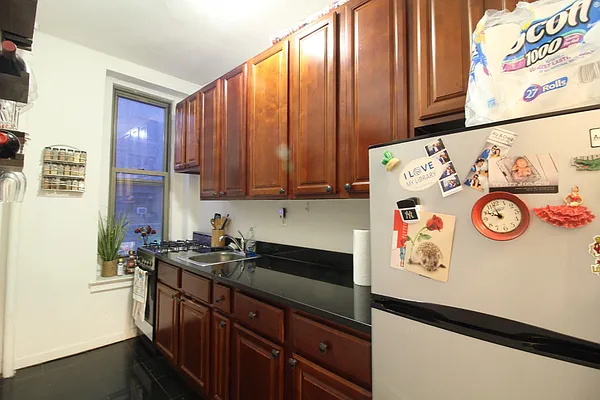 Rented by Keller Williams NYC | media 11