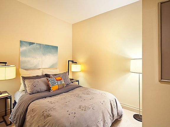 5th image of 240 W 23rd St #3B4B