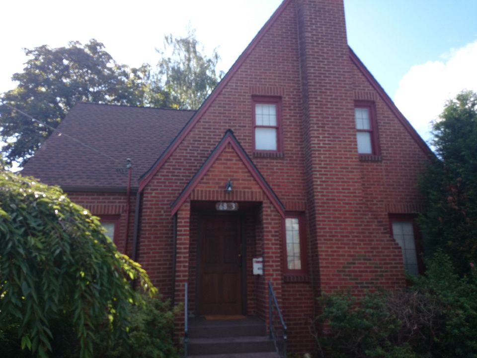 2nd image of 6853 31st Ave NE