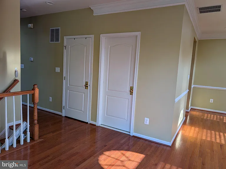 22611 Welborne Manor Sq — Photo 8