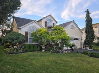 2318 Willow Lakes Ct, Plainfield, IL 60586