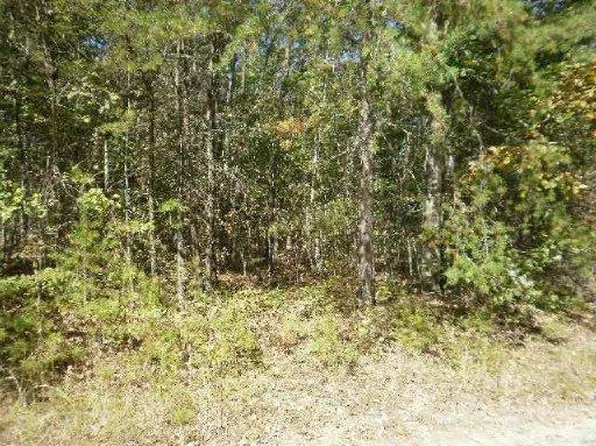 275 Green Rd, Graysville, TN 37338