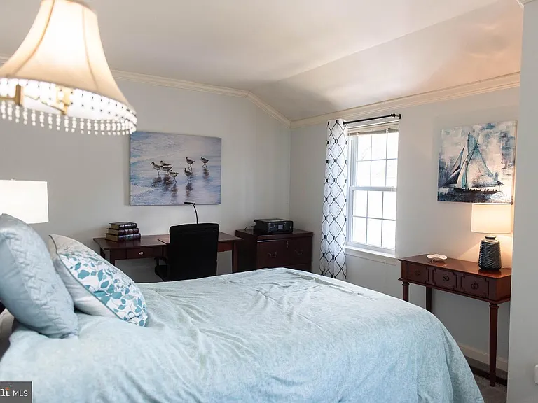 609 Cambridge Ct — Photo 22