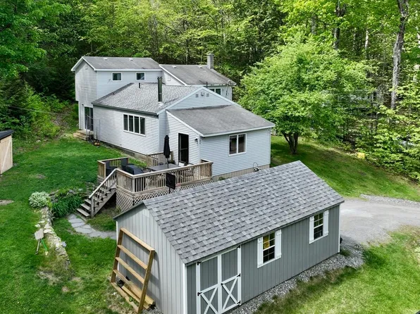 32 Deer Run Path, Heath, MA 01346