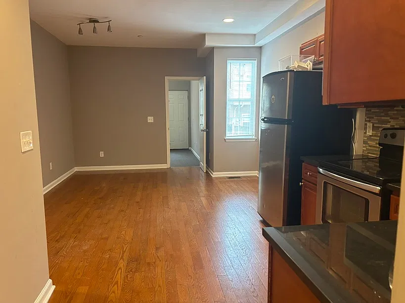5 bed, 2.5 bath, $2,875 — Photo 3