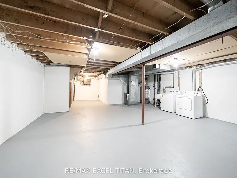 1285 White Oaks Blvd — Photo 19