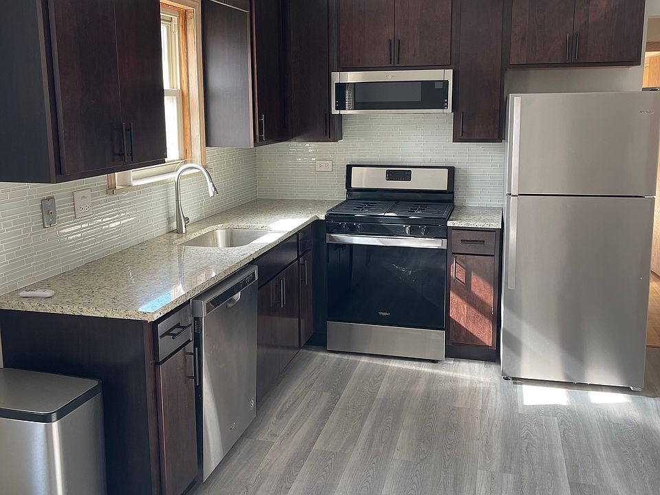 1st image of 6756 N Sauganash Ave #2B