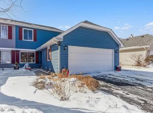 1132 Brunswick Ln, Aurora, IL 60504