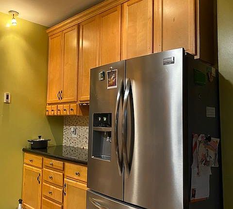3rd image of 2800 Fremont Ave S #1