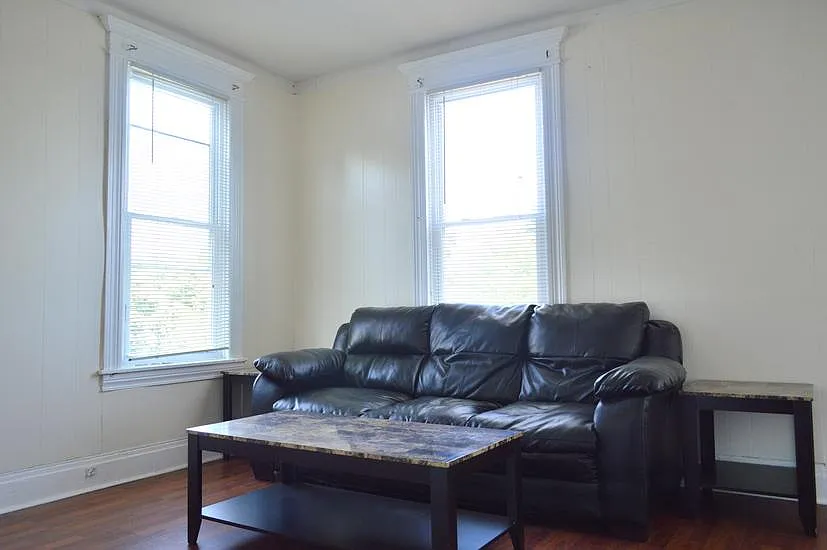 1 bed, $1,425 — Photo 3