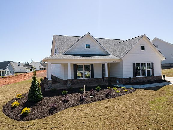 4th image of 1071 Hidden Hills Cir