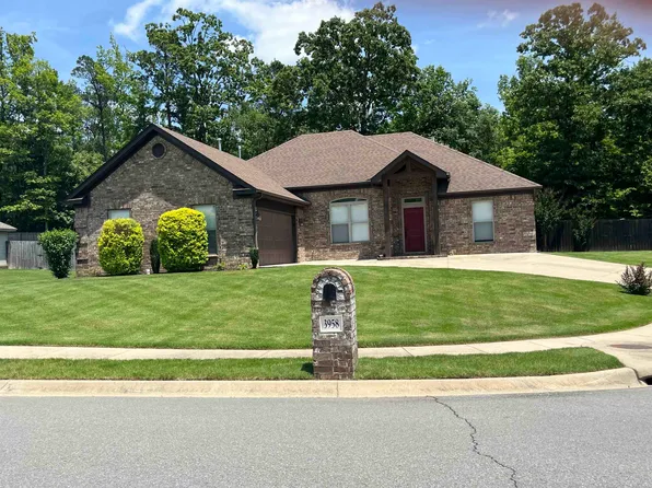 3958 Hampton Dr, Benton, AR 72019