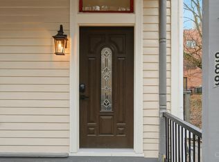 989 Parkside Pl, Cincinnati, OH 45202