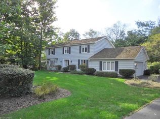 32005 Creekside Dr, Pepper Pike, OH 44124