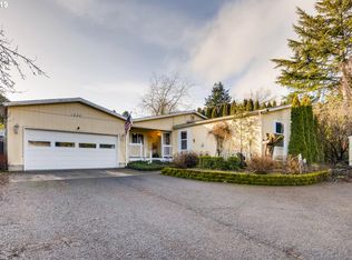 1224 NW Division St, Gresham, OR