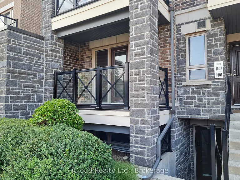 55 Lindcrest Mnr #1001 — Photo 1