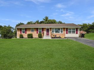 4207 Sharolyn Dr, Roanoke, VA 24018