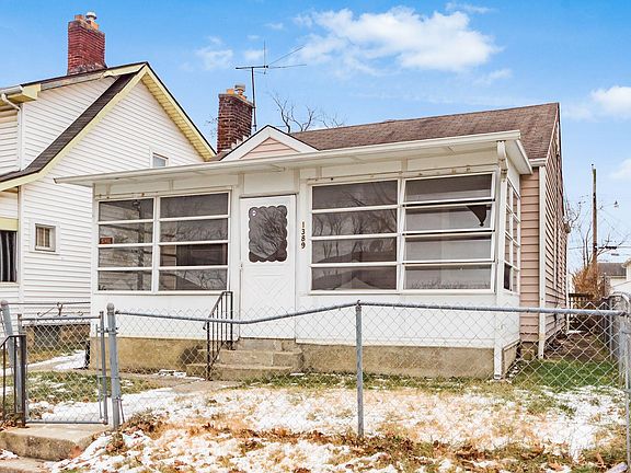 3rd image of 1389 E 21st Ave