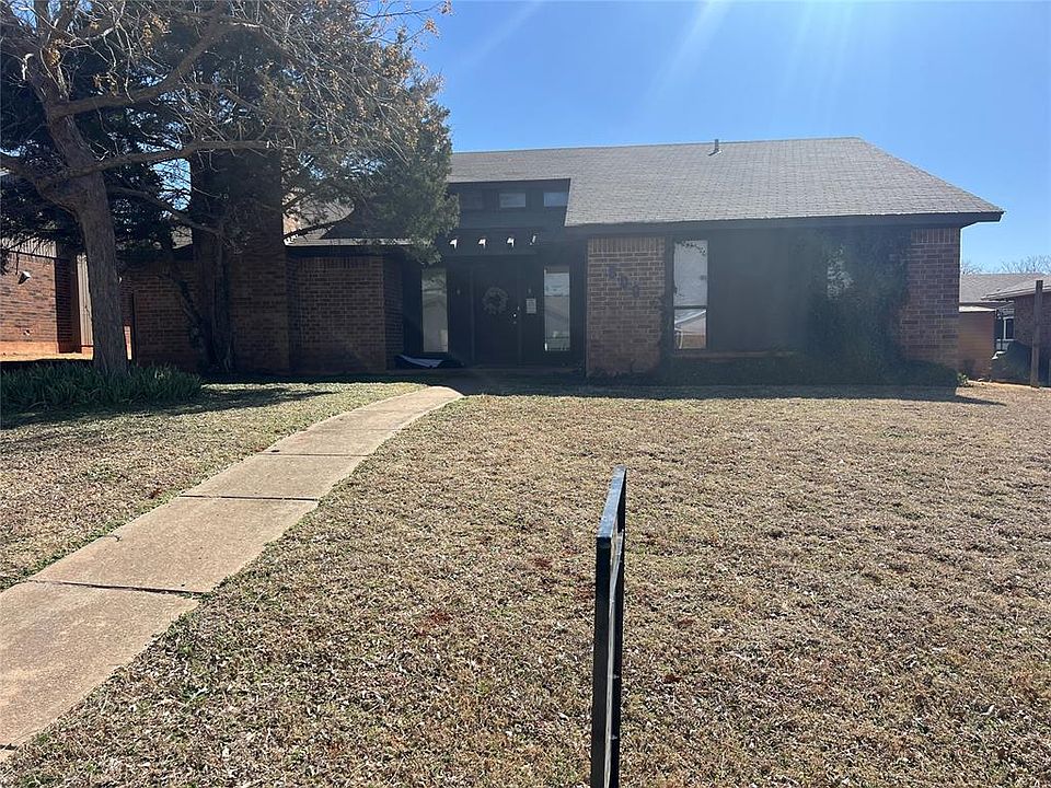 1st image of 800 NW 138th St