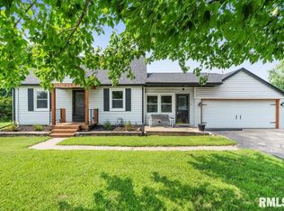 619 2nd St, Colona, IL 61241