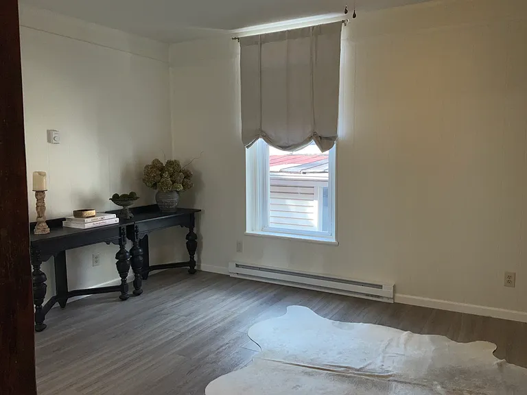 107 E Back Aly #107 — Photo 21