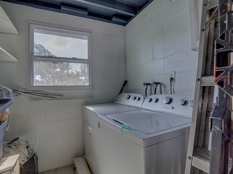 121 S Triplet Lake Dr — Photo 16