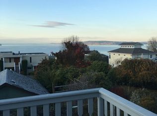 306 Main St, Steilacoom, WA 98388