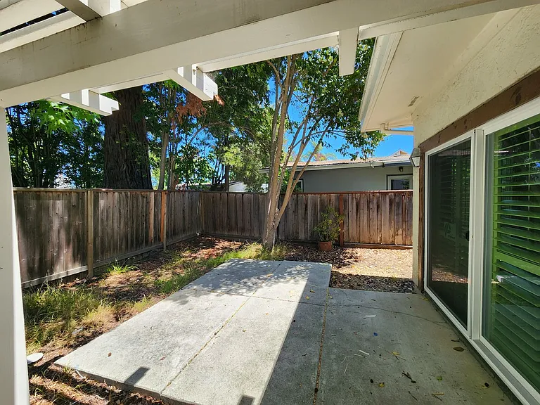 1465 Kentfield Ave — Photo 33
