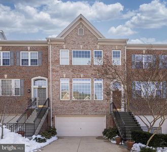 1916 Logan Manor Dr, Reston, VA, 20190
