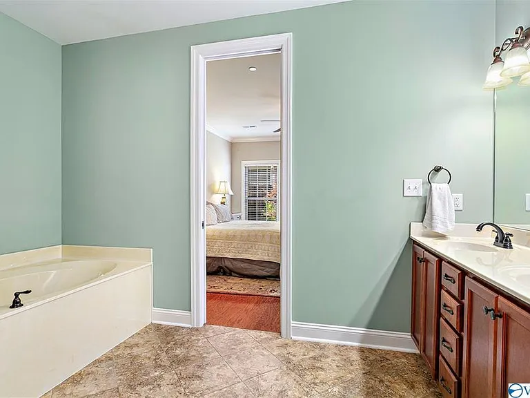107 Golden Rod Ln — Photo 15