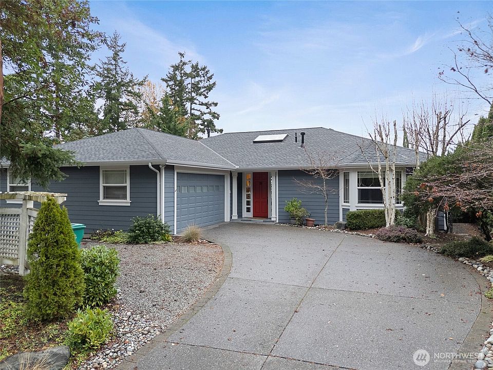 1st image of 1351 Crestview Drive