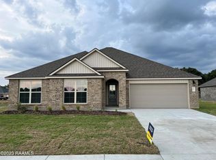 613 Griffiths Ct, Breaux Bridge, LA 70517
