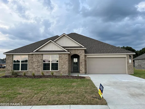 613 Griffiths Ct, Breaux Bridge, LA 70517