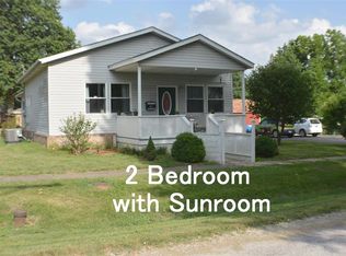 201 S 6th St, Benld, IL 62009