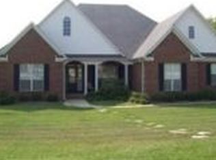 465 Valley Vista Dr, Tupelo, MS 38801