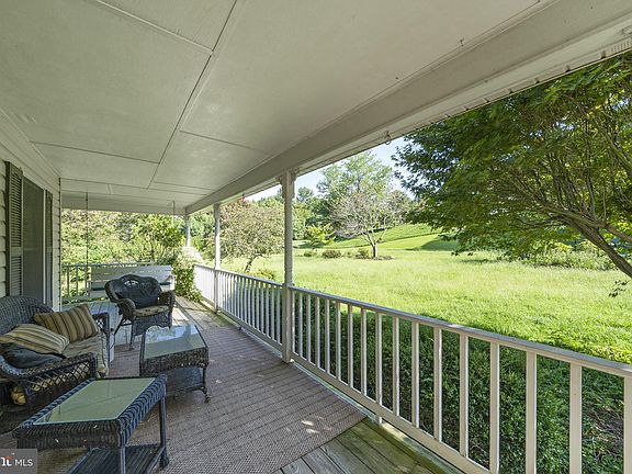 3rd image of 4170 Bristol Dr
