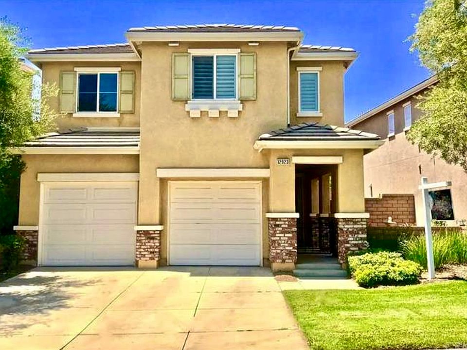 1st image of 12923 Cobblestone Ln