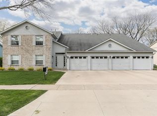 6109 Greenbriar Ln SW UNIT A, Cedar Rapids, IA 52404