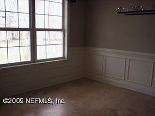3rd image of 1529 Emma Ln