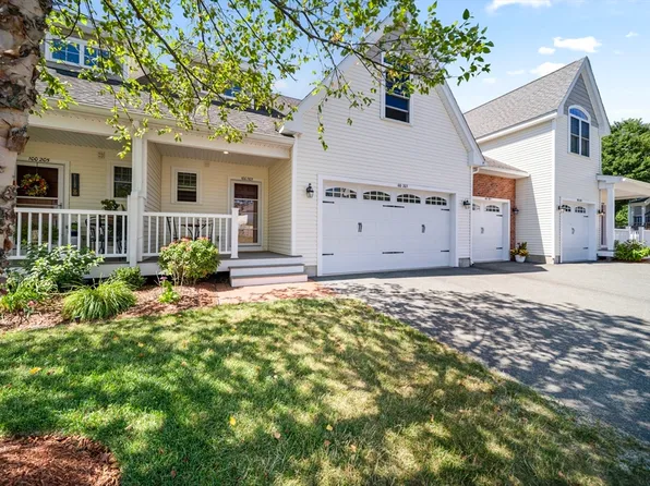 100 Kirkbride Dr Unit 203, Danvers, MA 01923