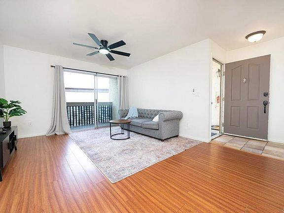 4th image of 432 Edgehill Ln Unit 116