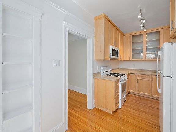 5th image of 1801 Turk St APT 8