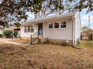 1125 Saint Patrice Ln, Florissant, MO 63031