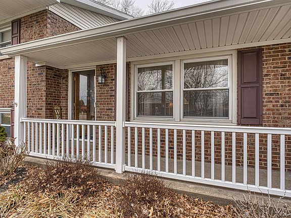4th image of 2812 Longacre Dr