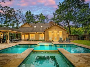 11 Wedgewood Forest Dr, Spring, TX 77381