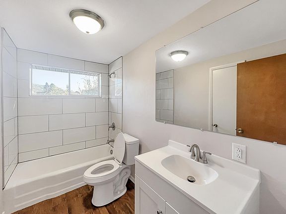 2nd image of 207 Elmer Ave #207